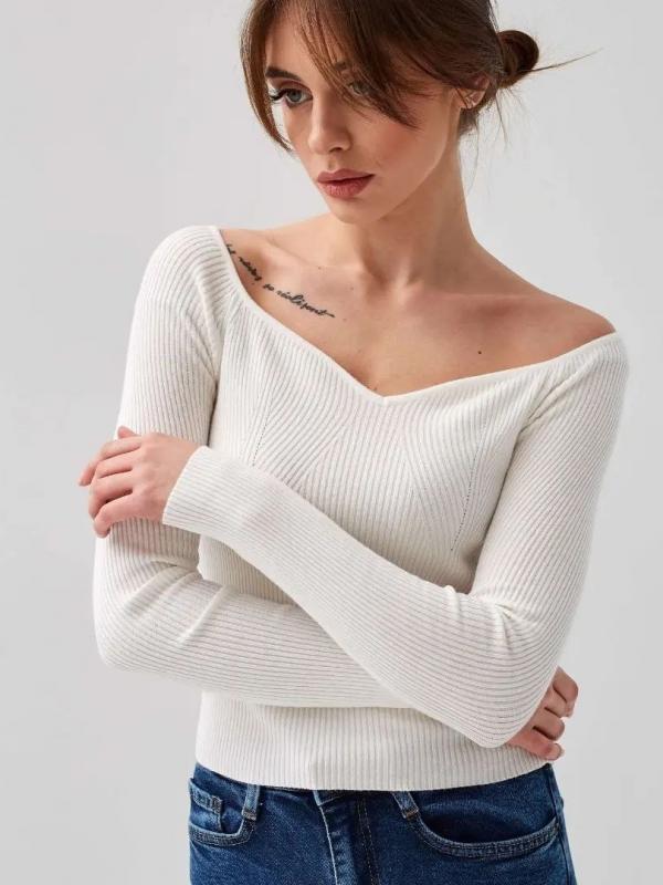 Кофта с красивым декольте LEG-А2436Т410 Кофта с красивым декольте LEG-А2436Т410
