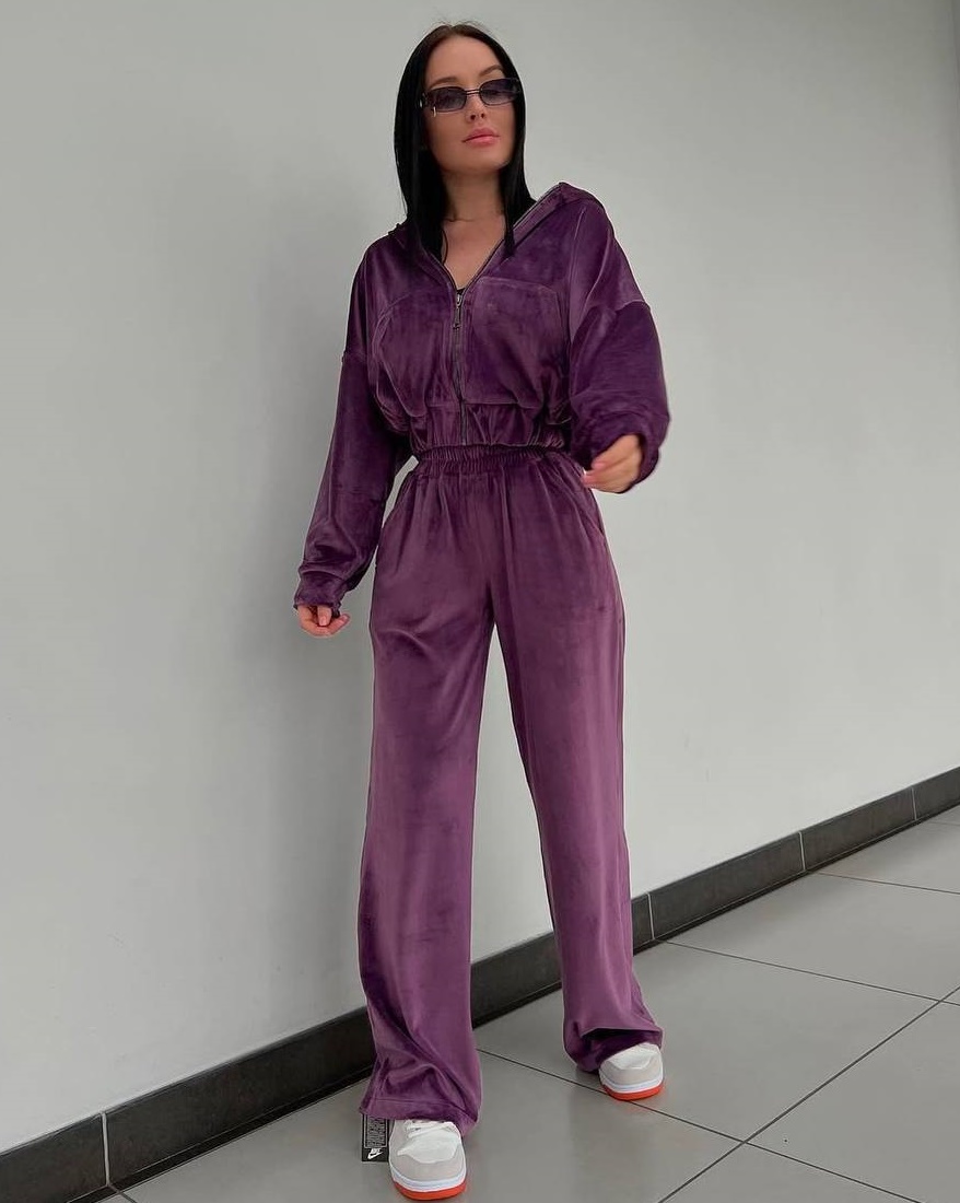 Велюровый женский костюм DMP-R1620T480