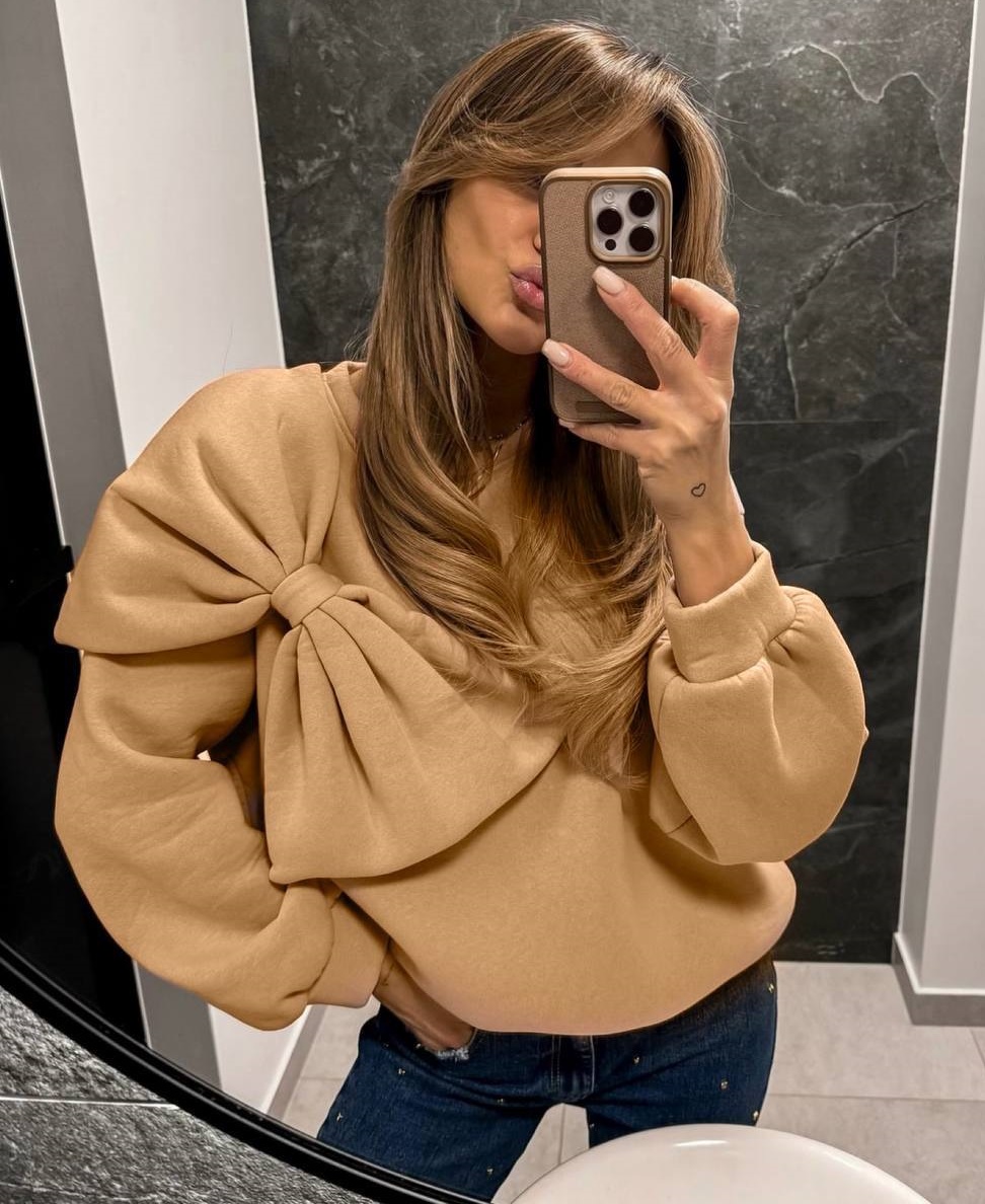 Свитшот с большим бантом AMU-A893.1893T299