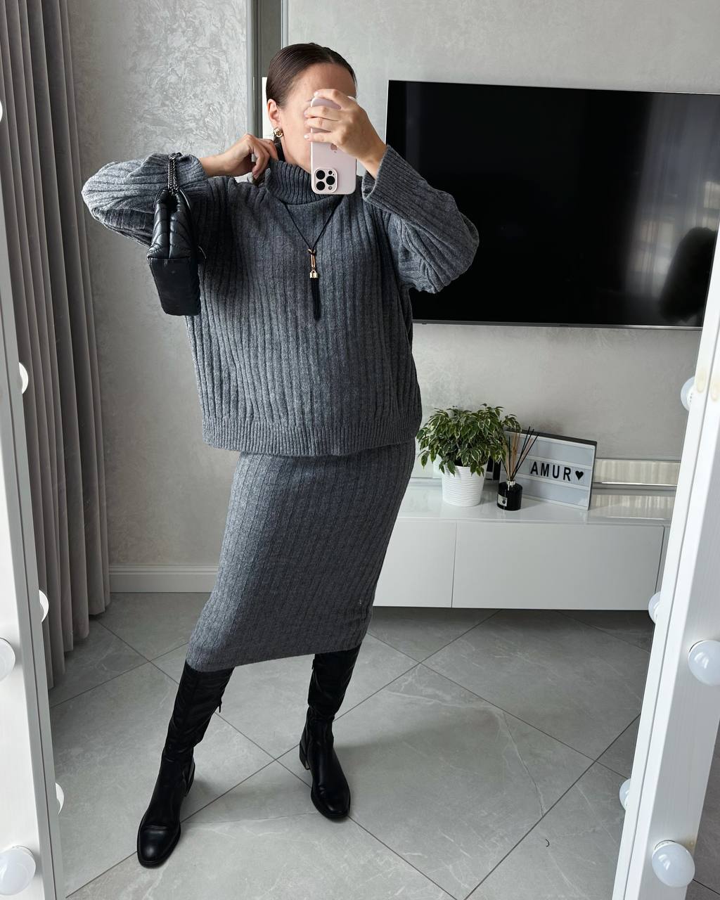 Вязаный костюм с юбкой AMU-A6928T1170 Вязаный костюм с юбкой AMU-A6928T1170