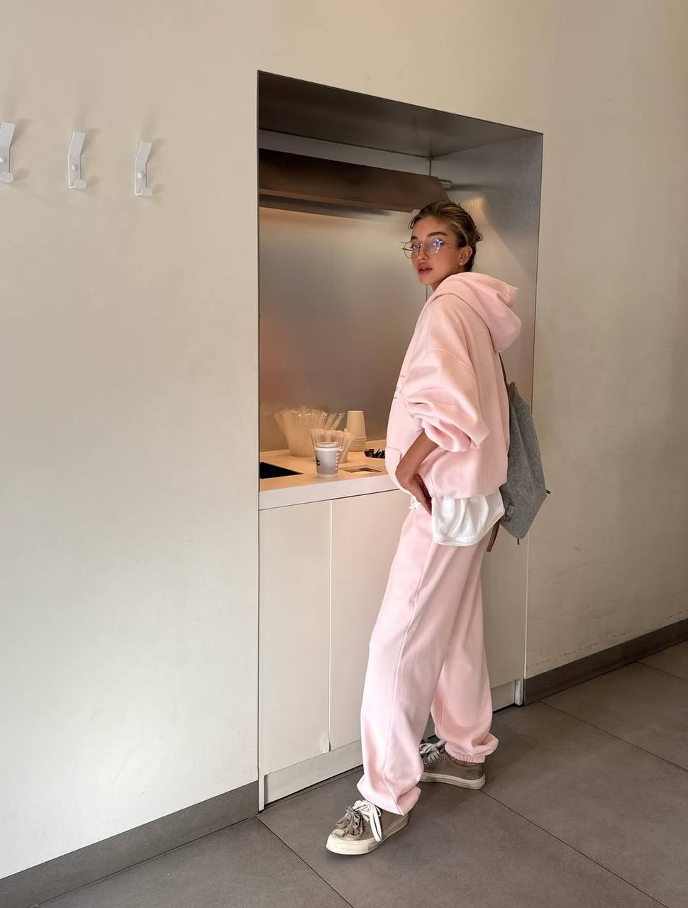 Женский спортивный костюм EST-A5982T1000 Женский спортивный костюм EST-A5982T1000