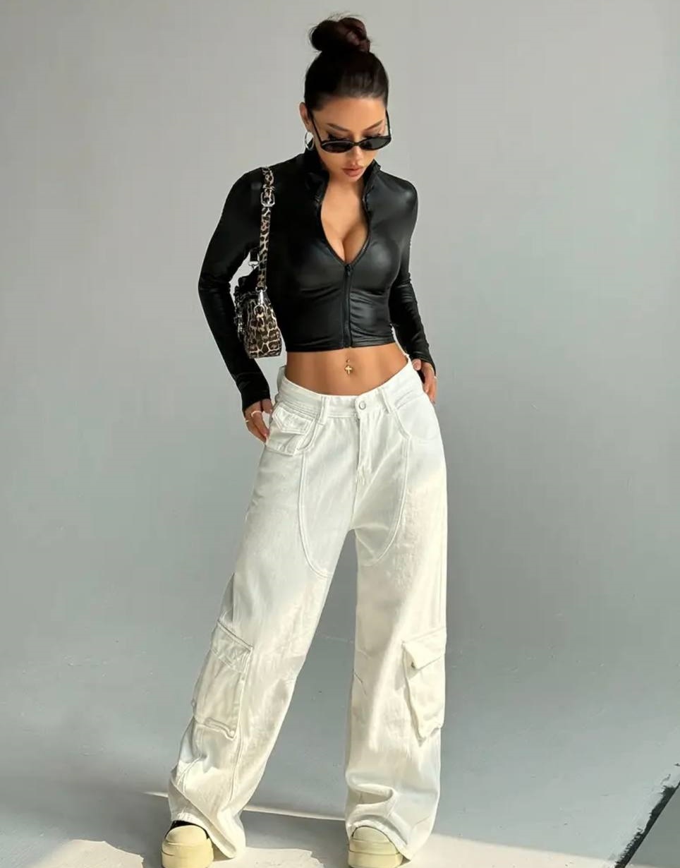 Женский топ из экокожи DMP-R1874T300