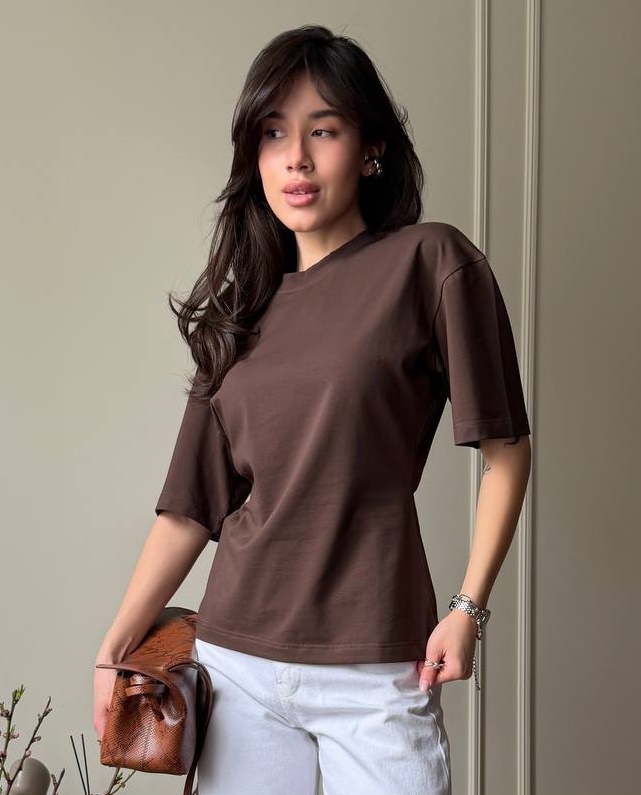 Приталенная однотонная футболка MSM-A301T390